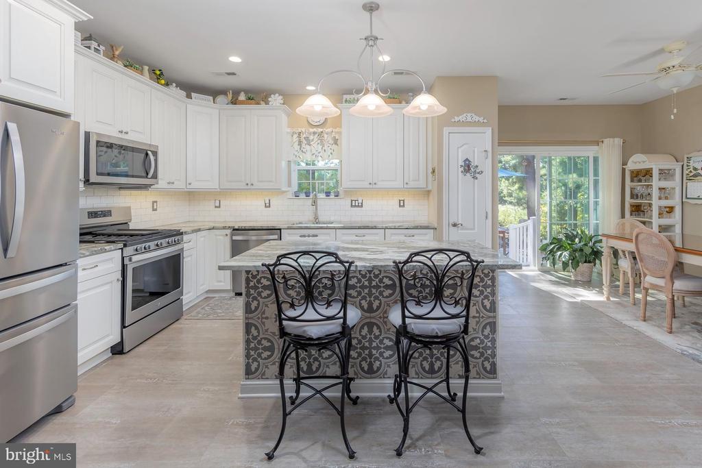 243 BITTLEWOOD AVENUE