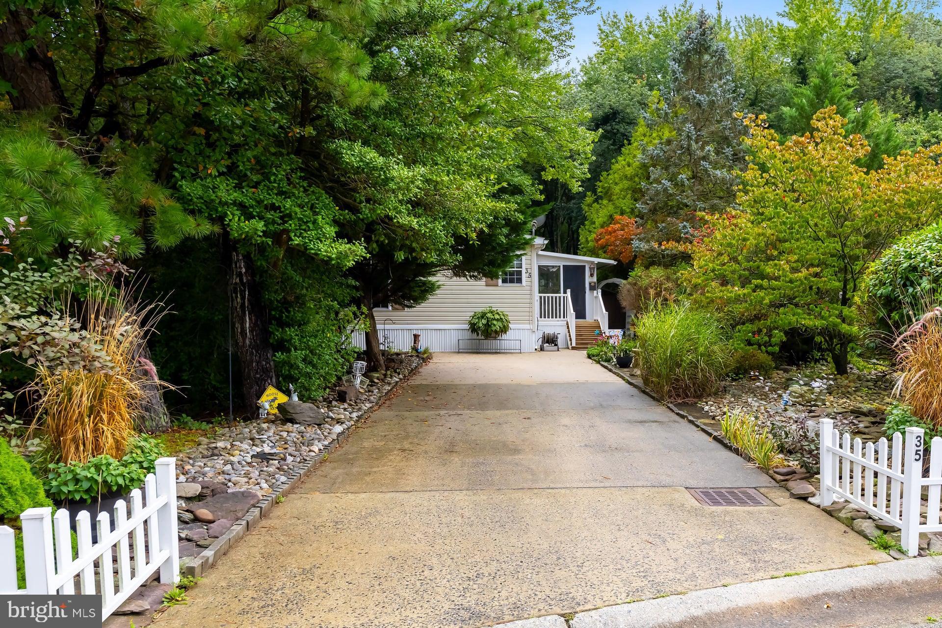 35 SHENANDOAH DRIVE