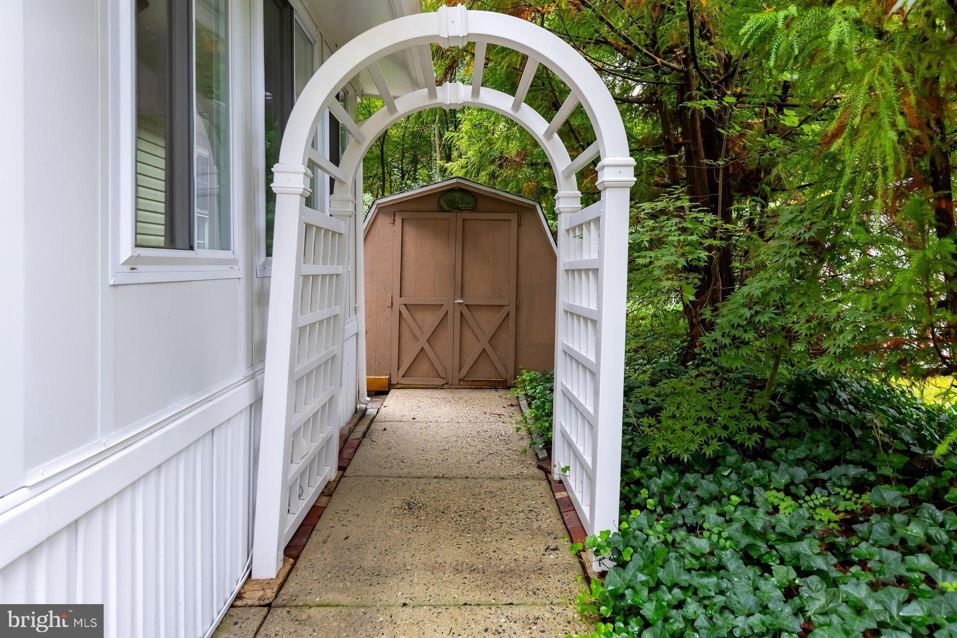 35 SHENANDOAH DRIVE