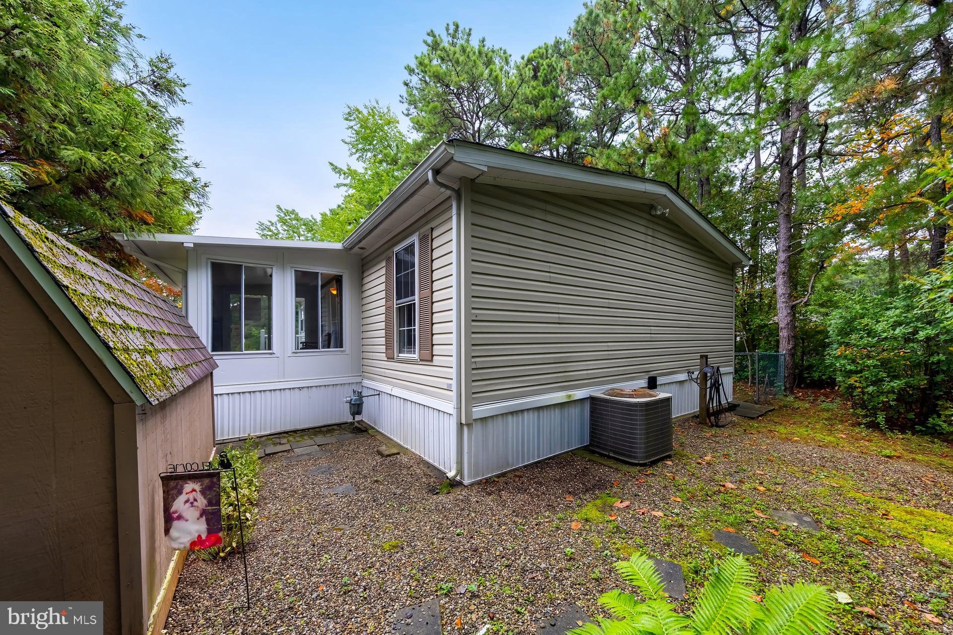 35 SHENANDOAH DRIVE