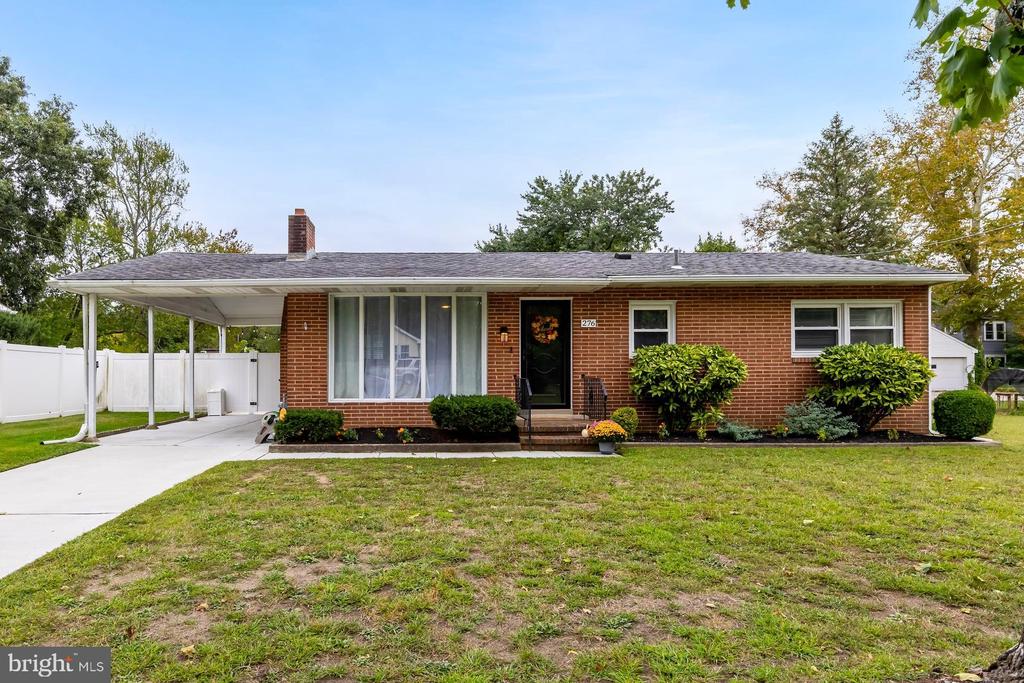 276 CRESTVIEW AVENUE