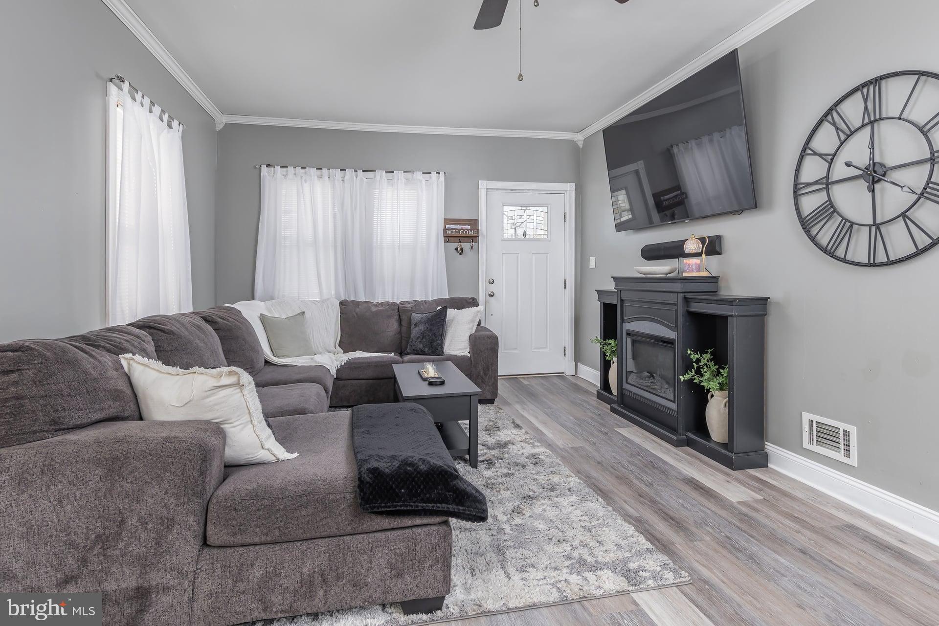 20 N OAKLAND AVENUE