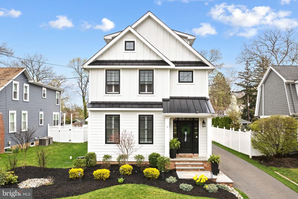 305 GROVE STREET