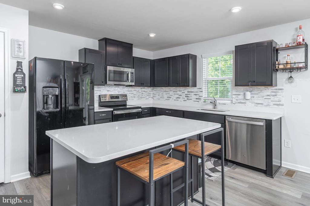 41 SOUTHWIND DRIVE