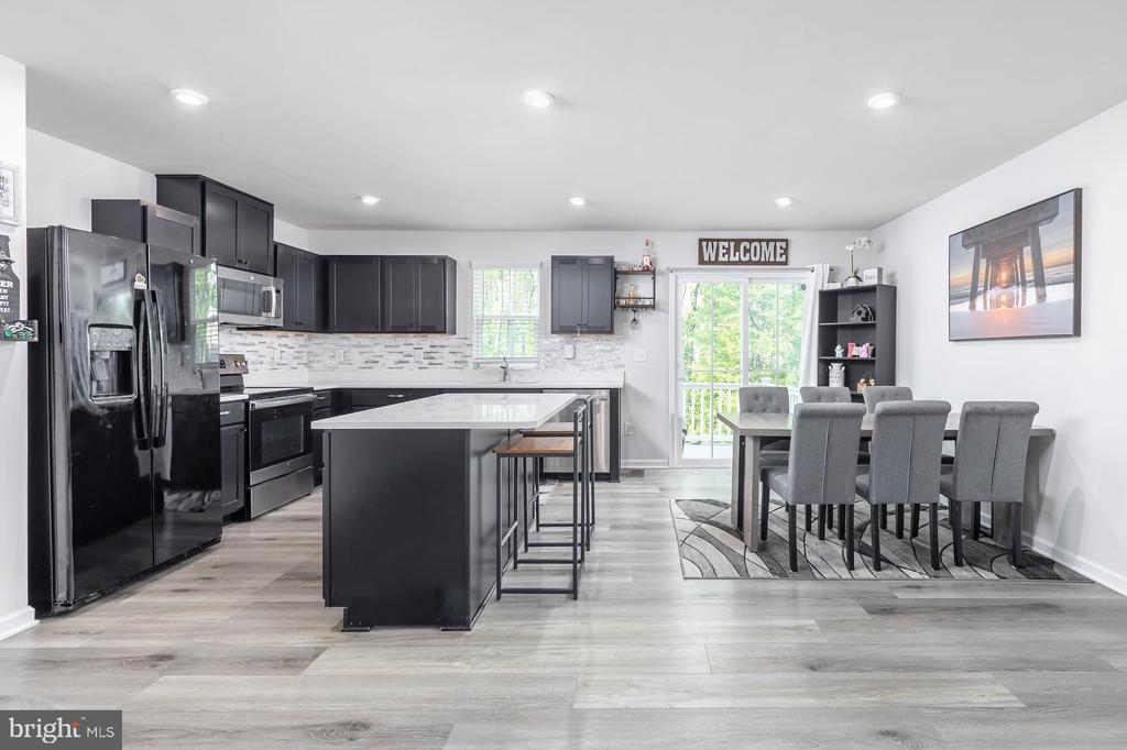 41 SOUTHWIND DRIVE