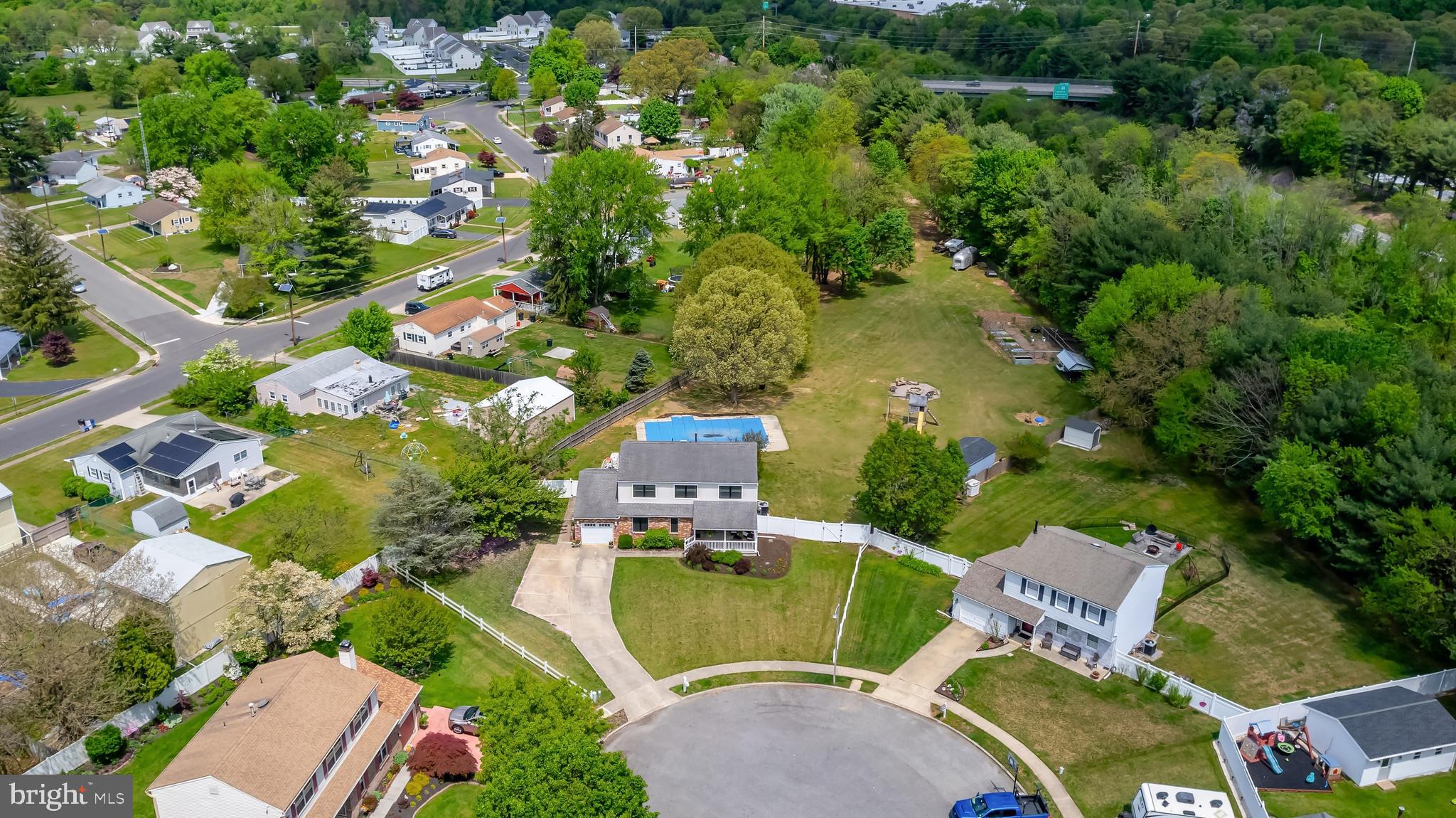 118 CARNATION COURT