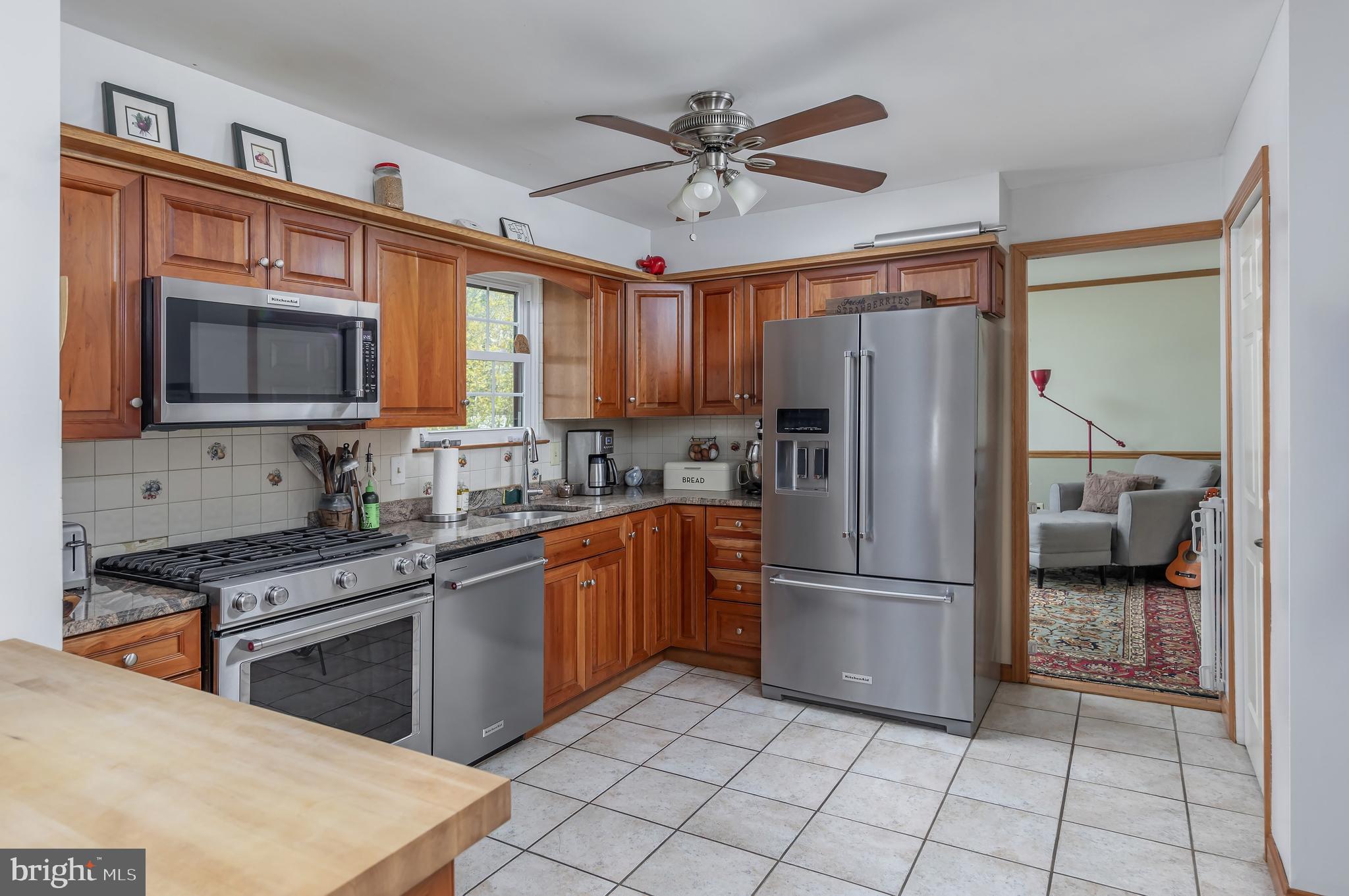 118 CARNATION COURT