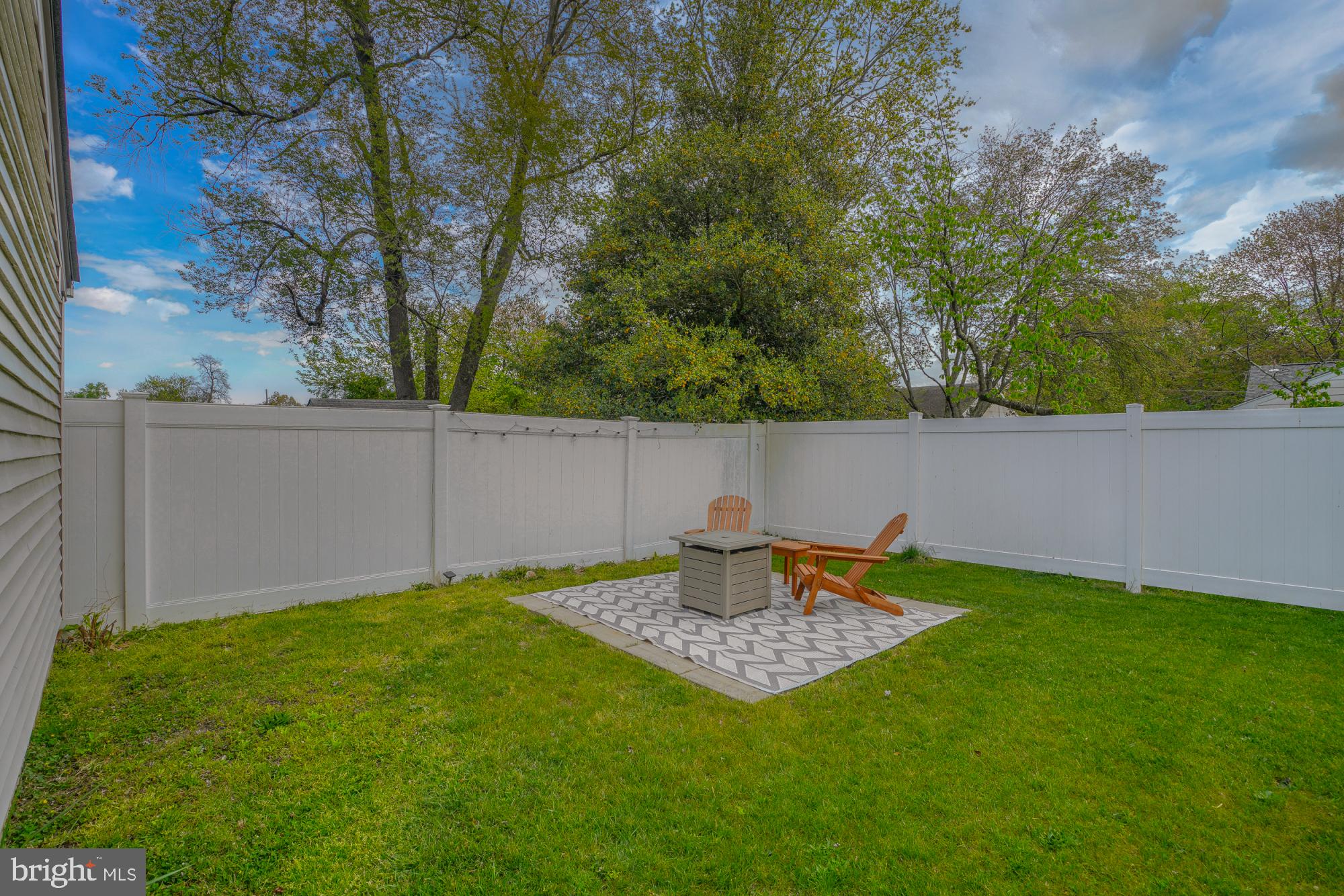 1112 HARKER