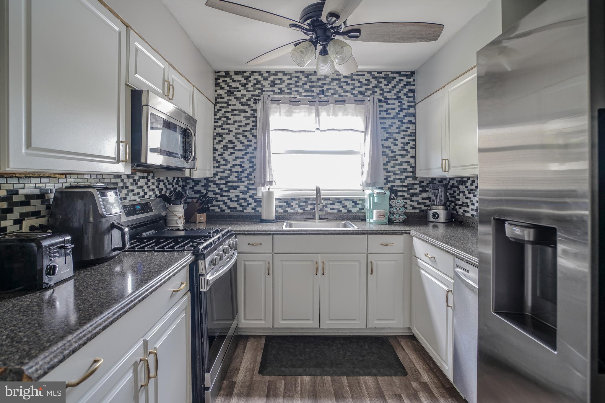1112 HARKER