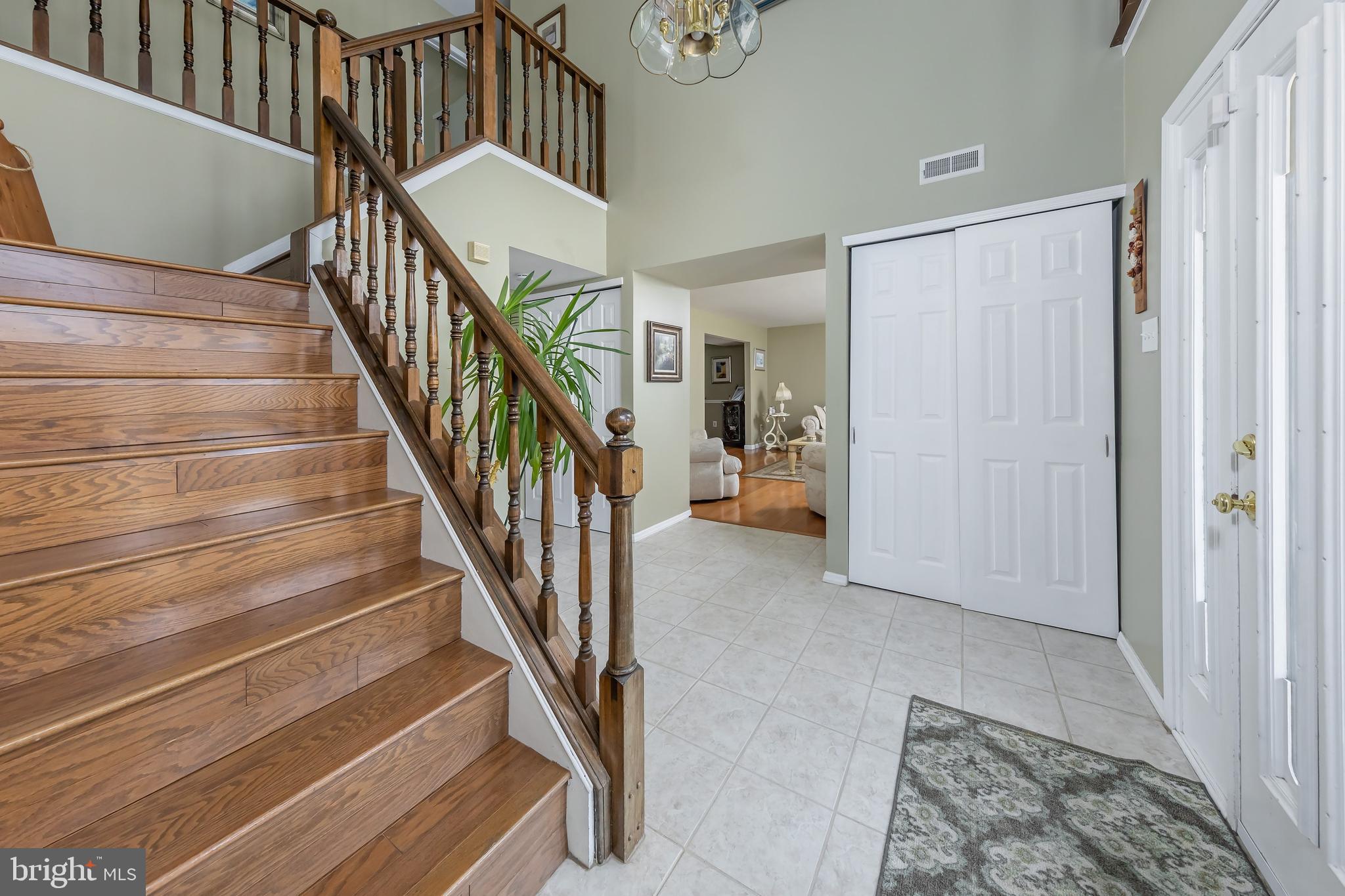 28 APPLETREE LANE