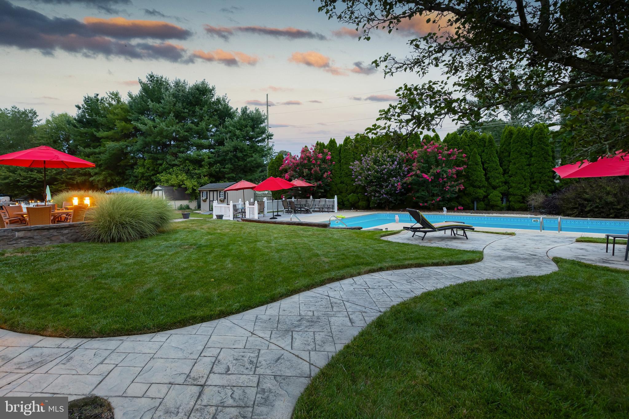 304 PICKWICK DRIVE