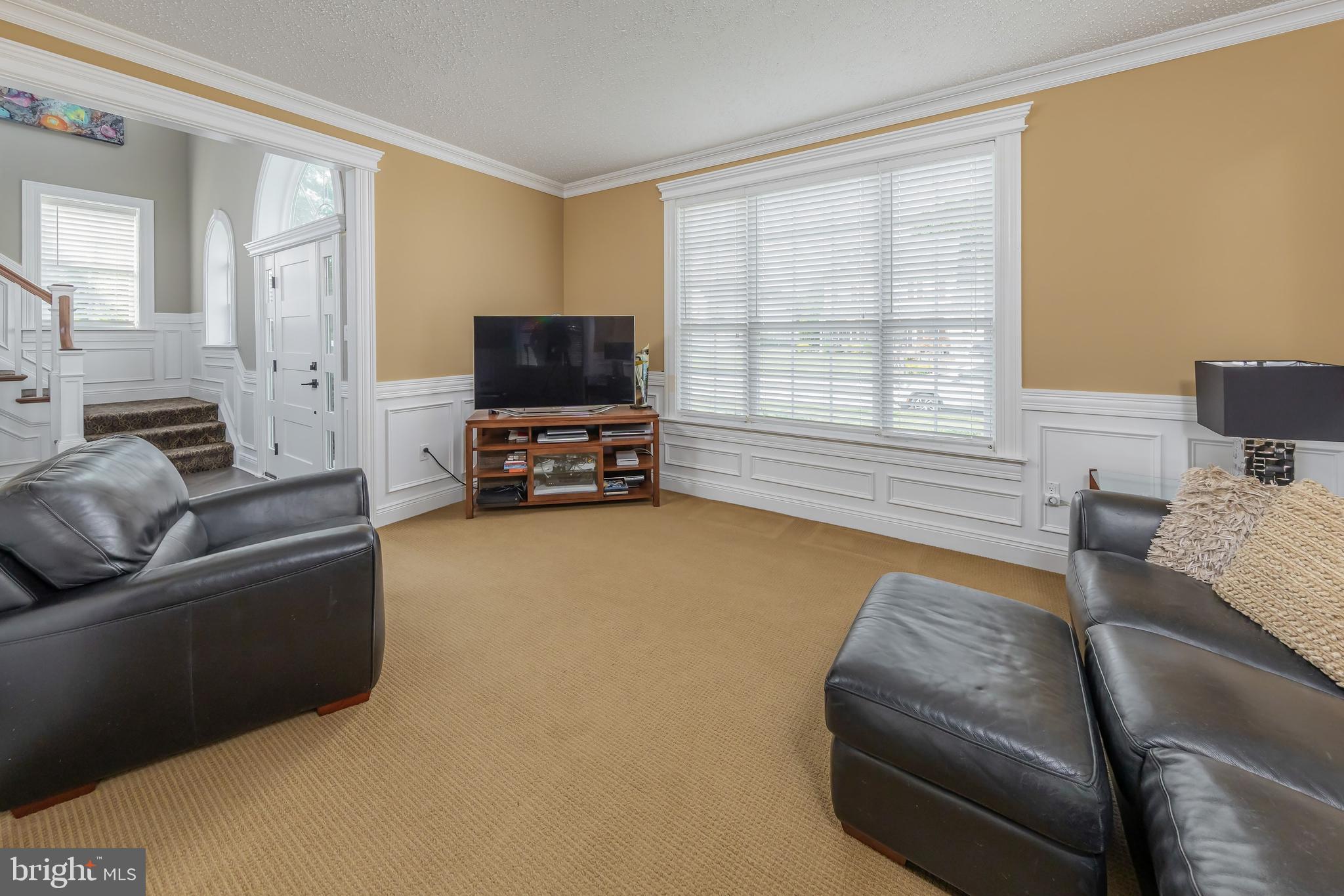 304 PICKWICK DRIVE