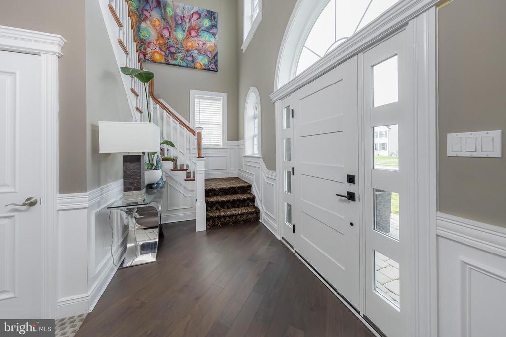 304 PICKWICK DRIVE
