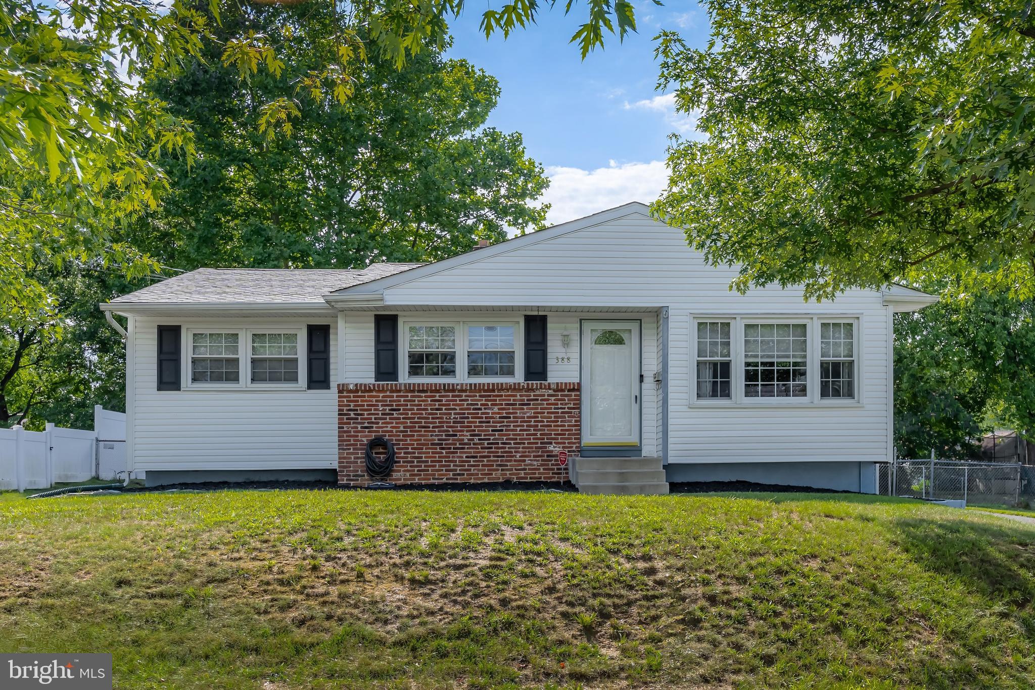 388 WEDGEWOOD DRIVE