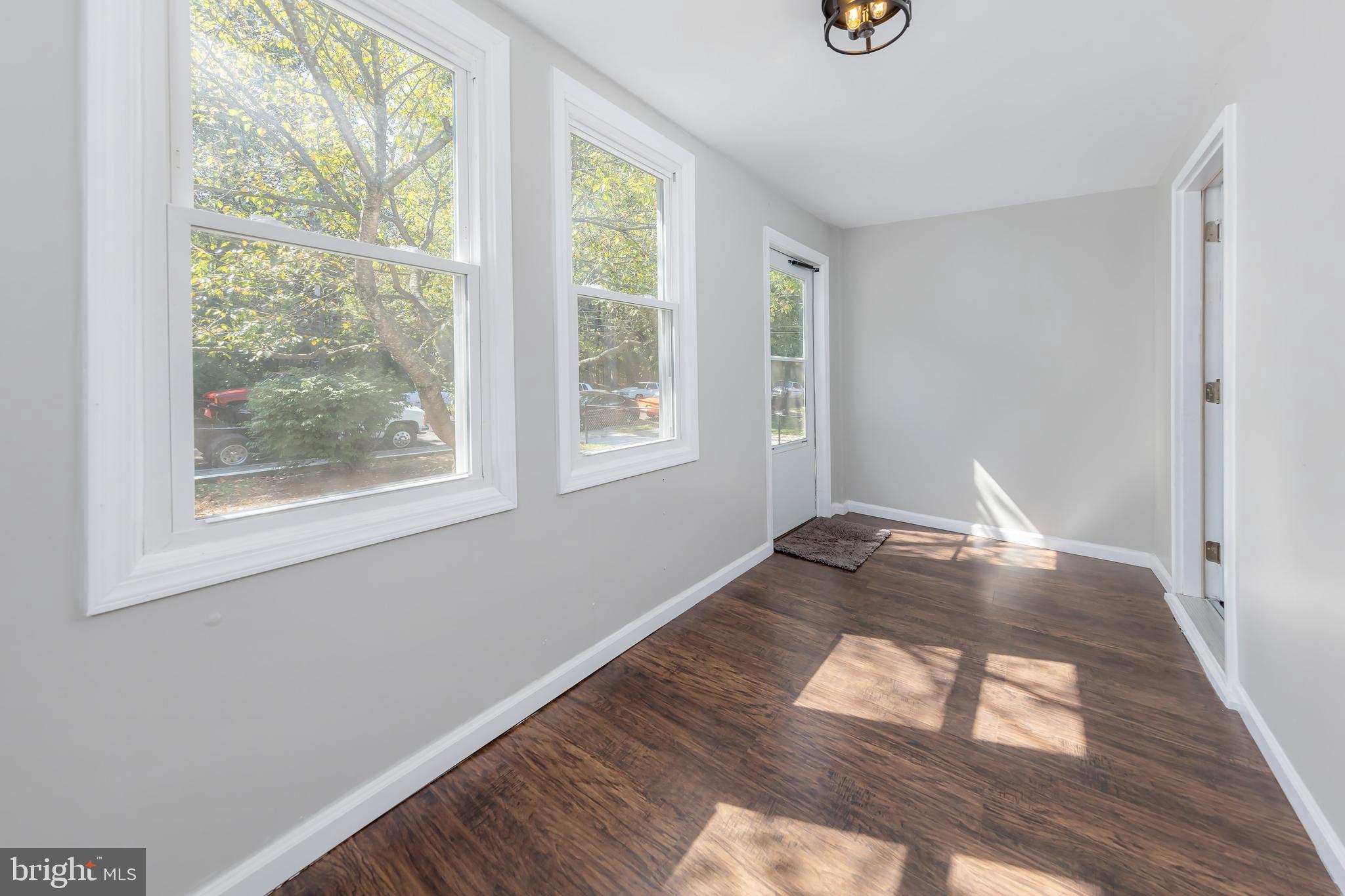 313 WOODBURY LAKE DRIVE