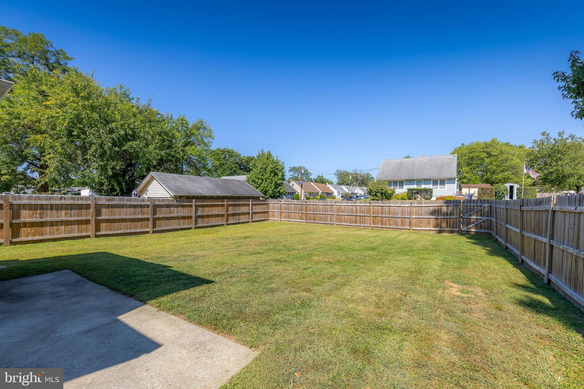 313 WOODBURY LAKE DRIVE
