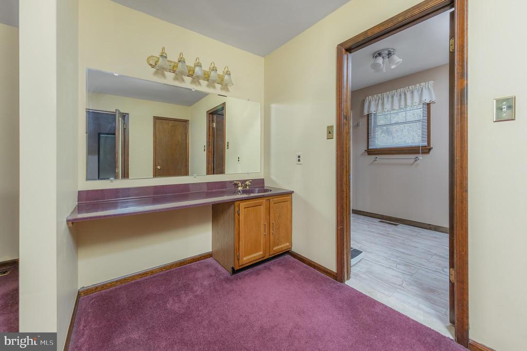 110 RAYMOND DRIVE