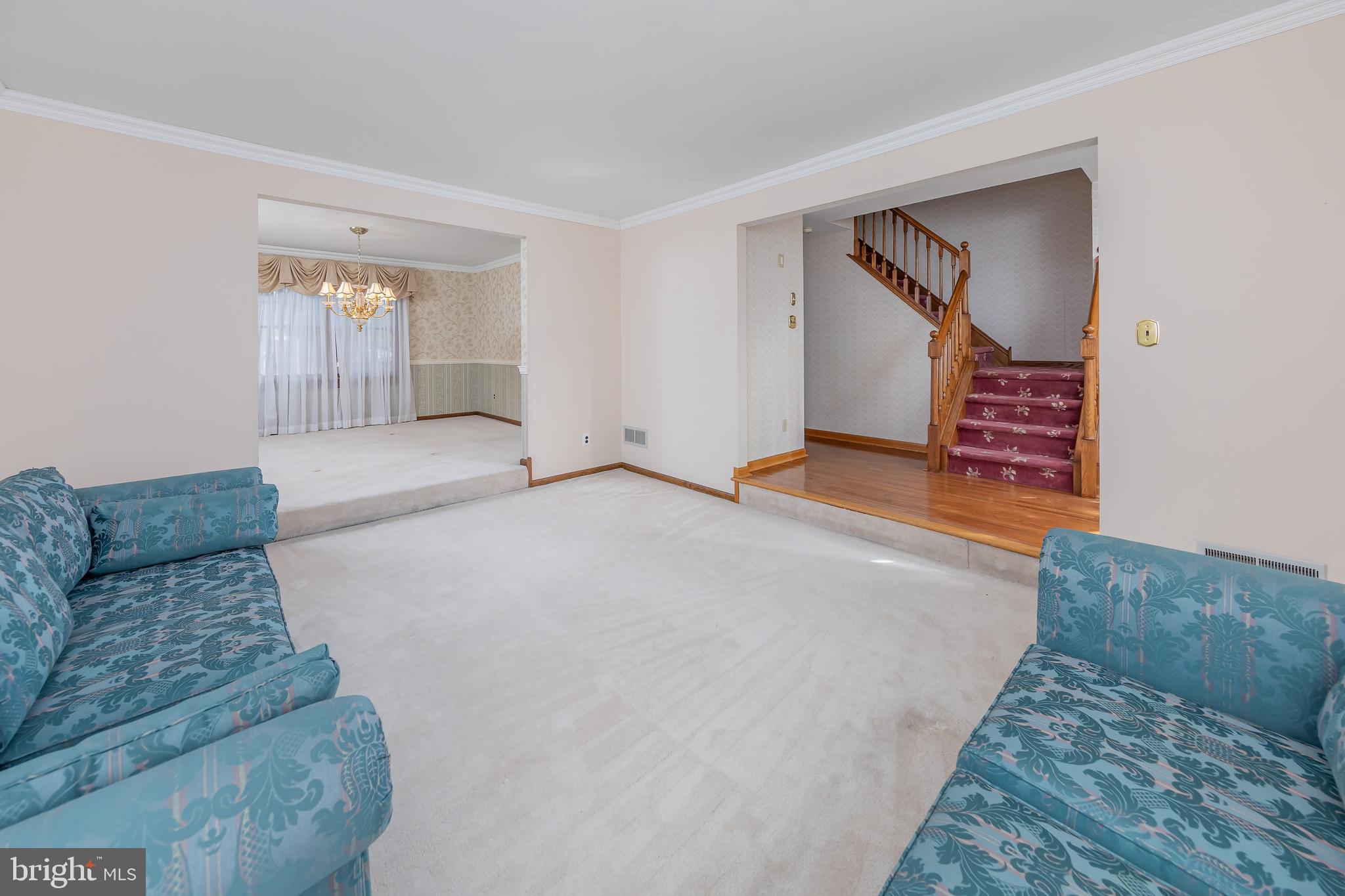 110 RAYMOND DRIVE