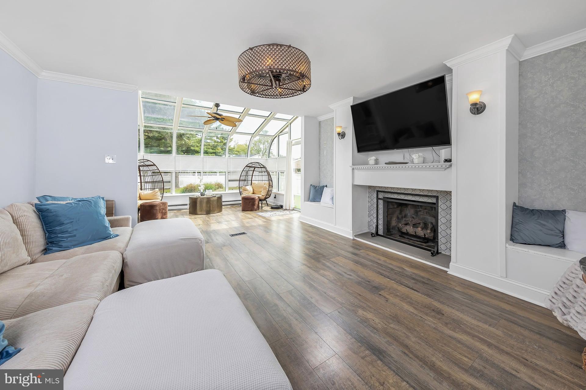 157 GOLFVIEW DRIVE