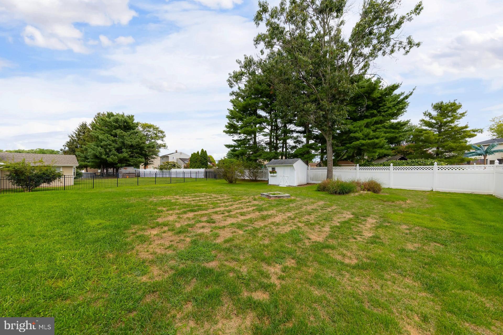 157 GOLFVIEW DRIVE