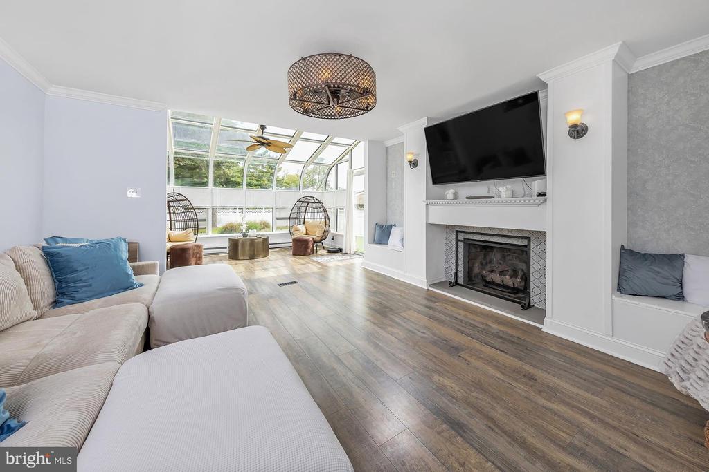 157 GOLFVIEW DRIVE