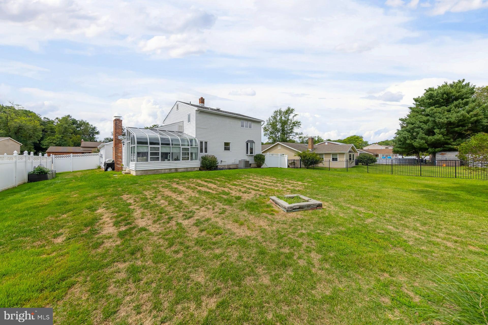 157 GOLFVIEW DRIVE