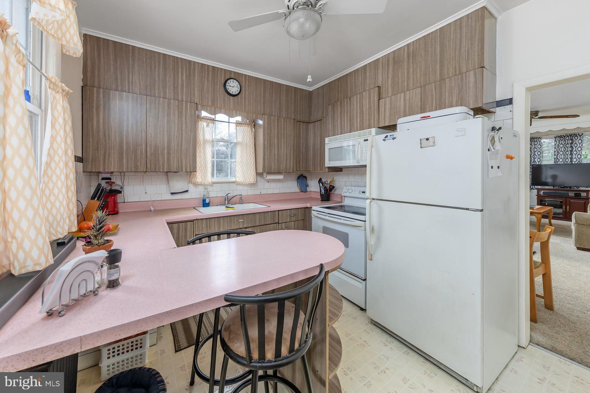 399 FRIES MILL ROAD