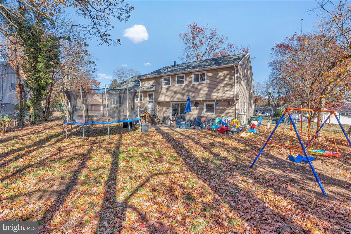 743 MOHAWK STREET