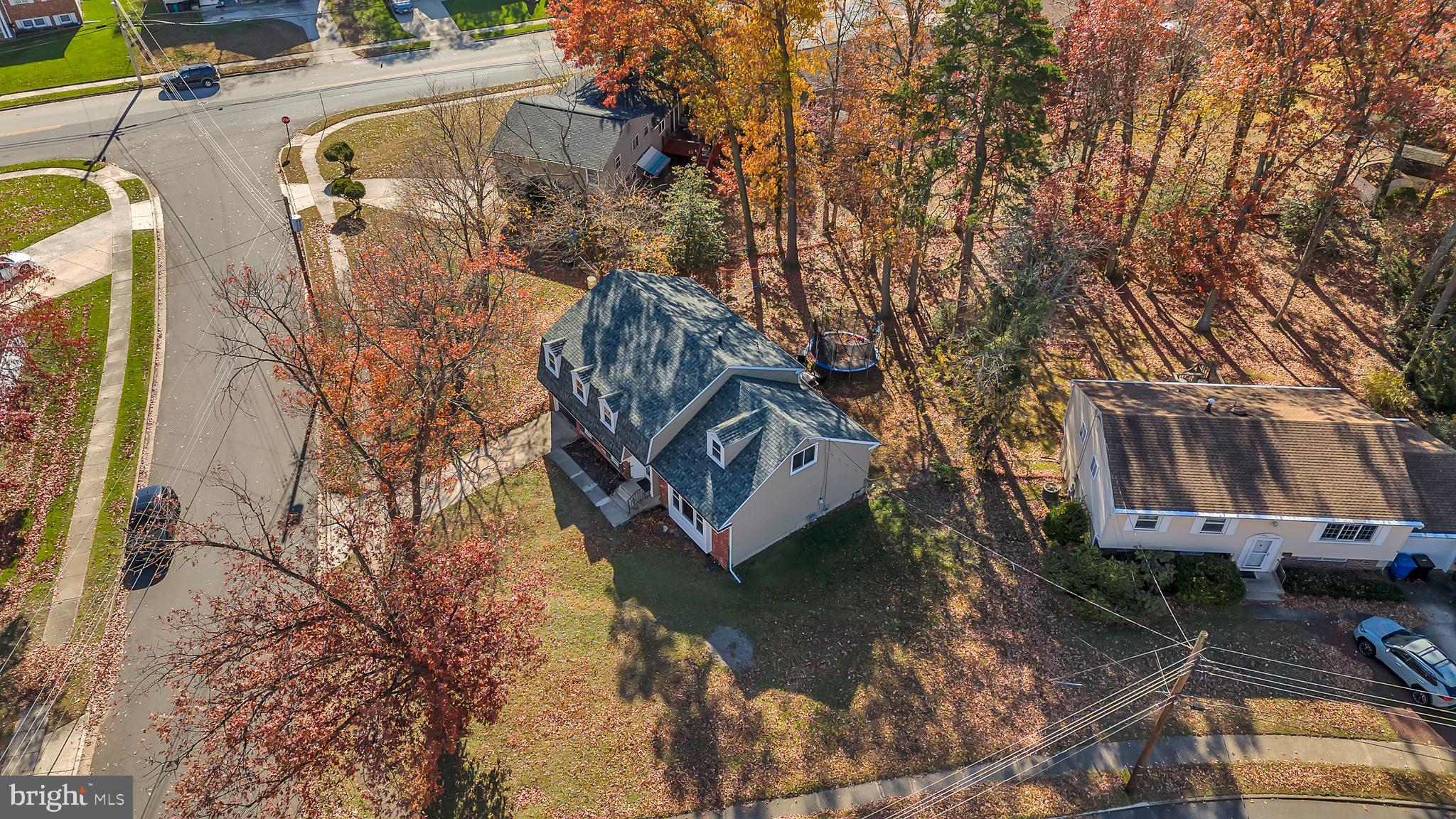 743 MOHAWK STREET