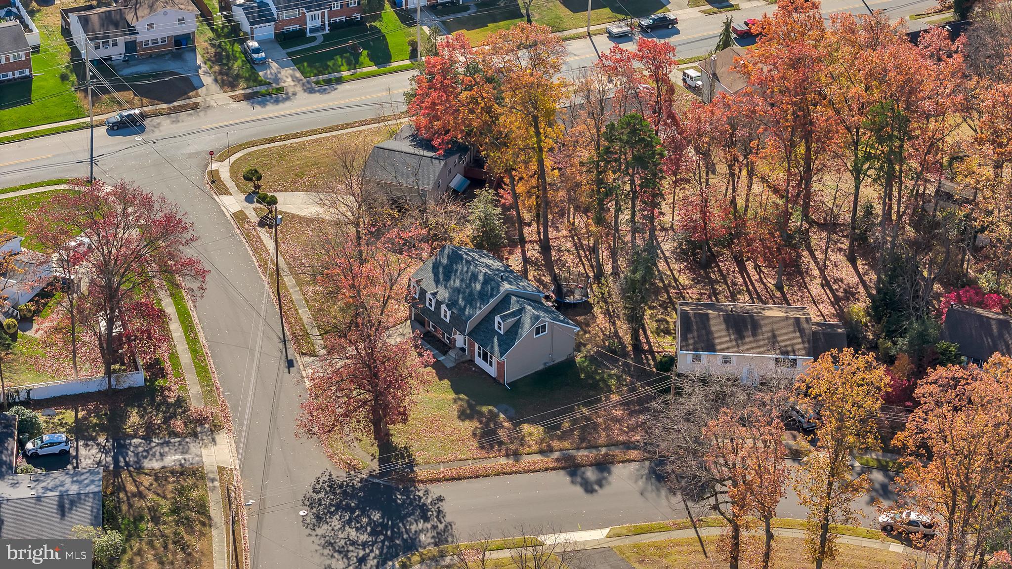 743 MOHAWK STREET