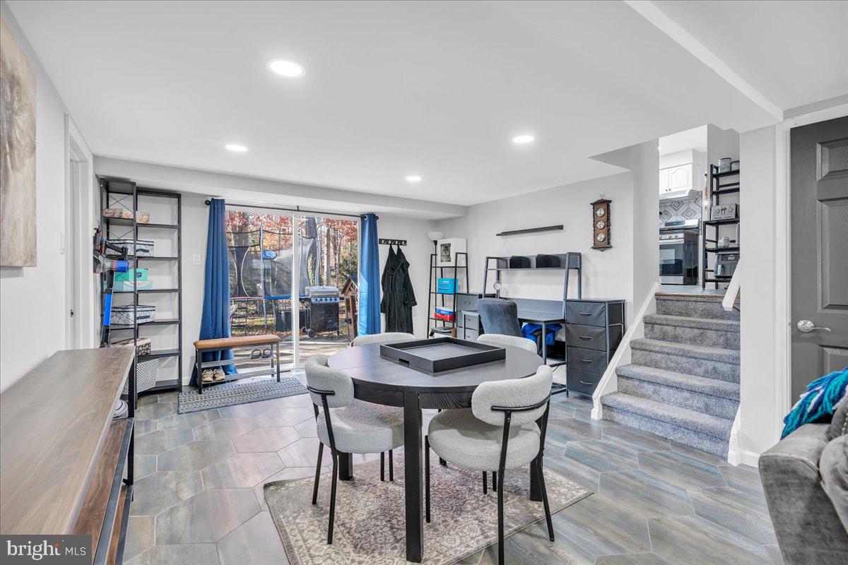 743 MOHAWK STREET