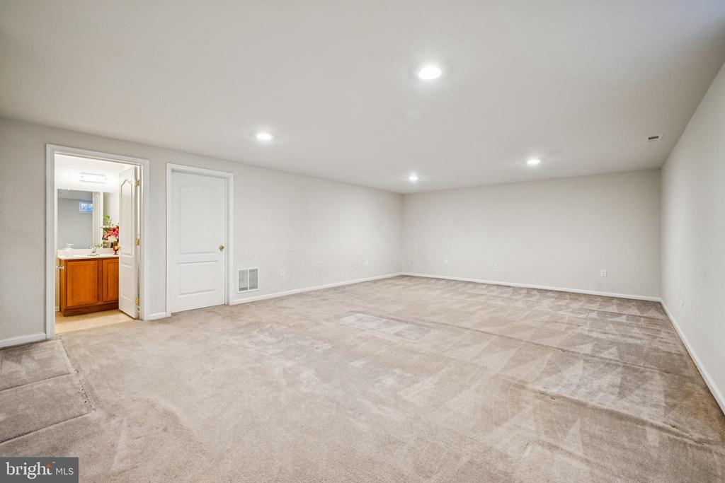 49 PINTAIL DRIVE