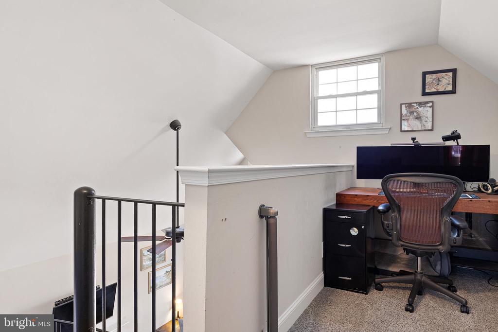 316 HUNTERS ROAD