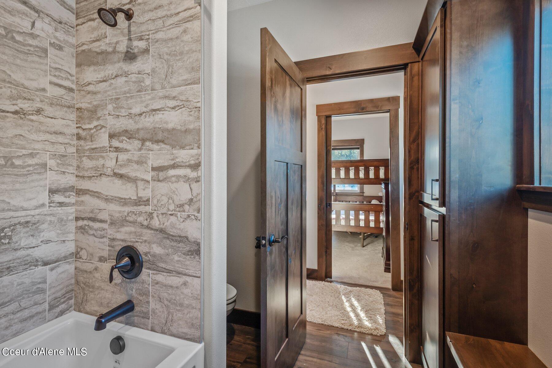 22489 N CASHMERE WAY