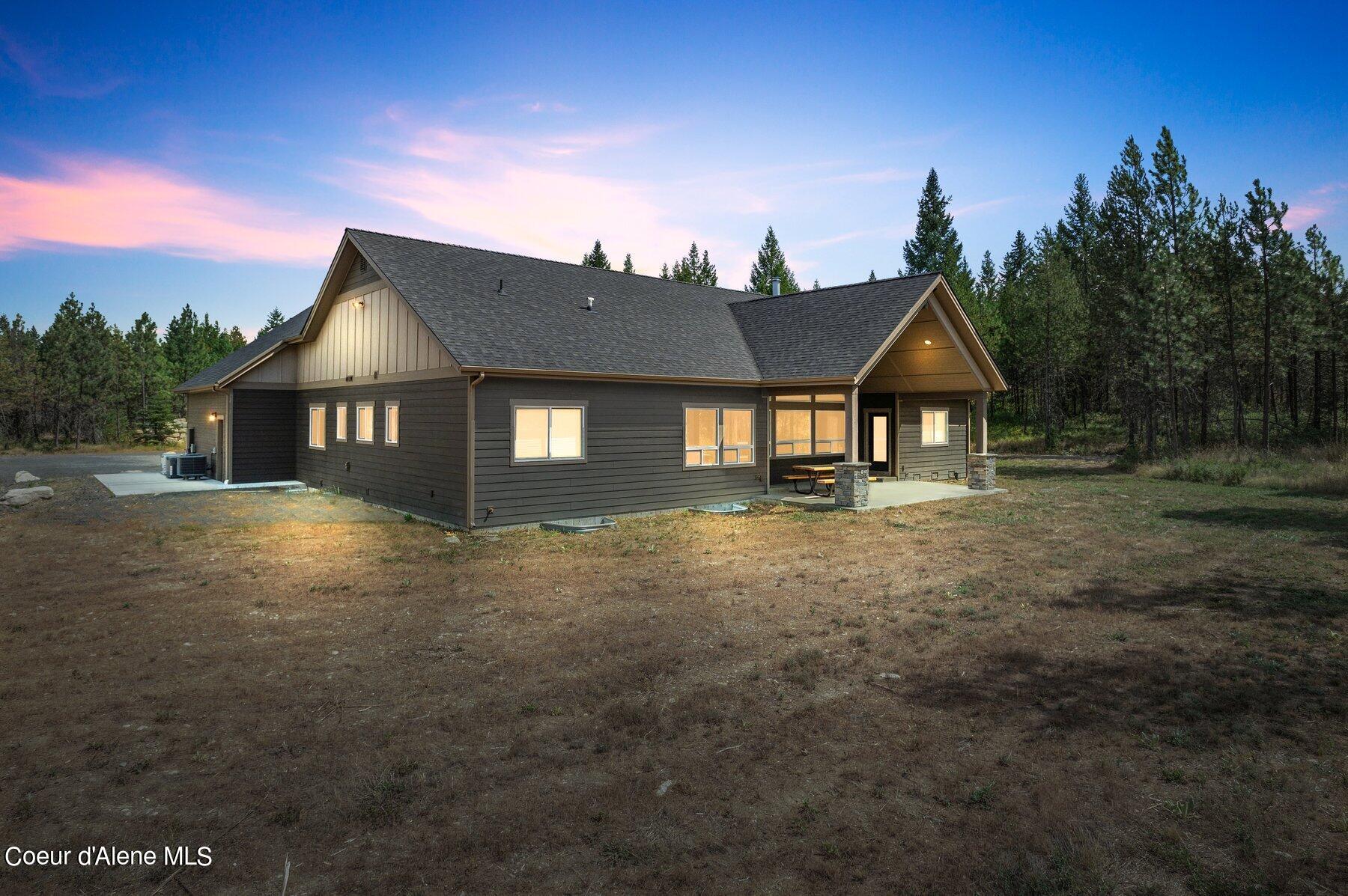 22489 N CASHMERE WAY