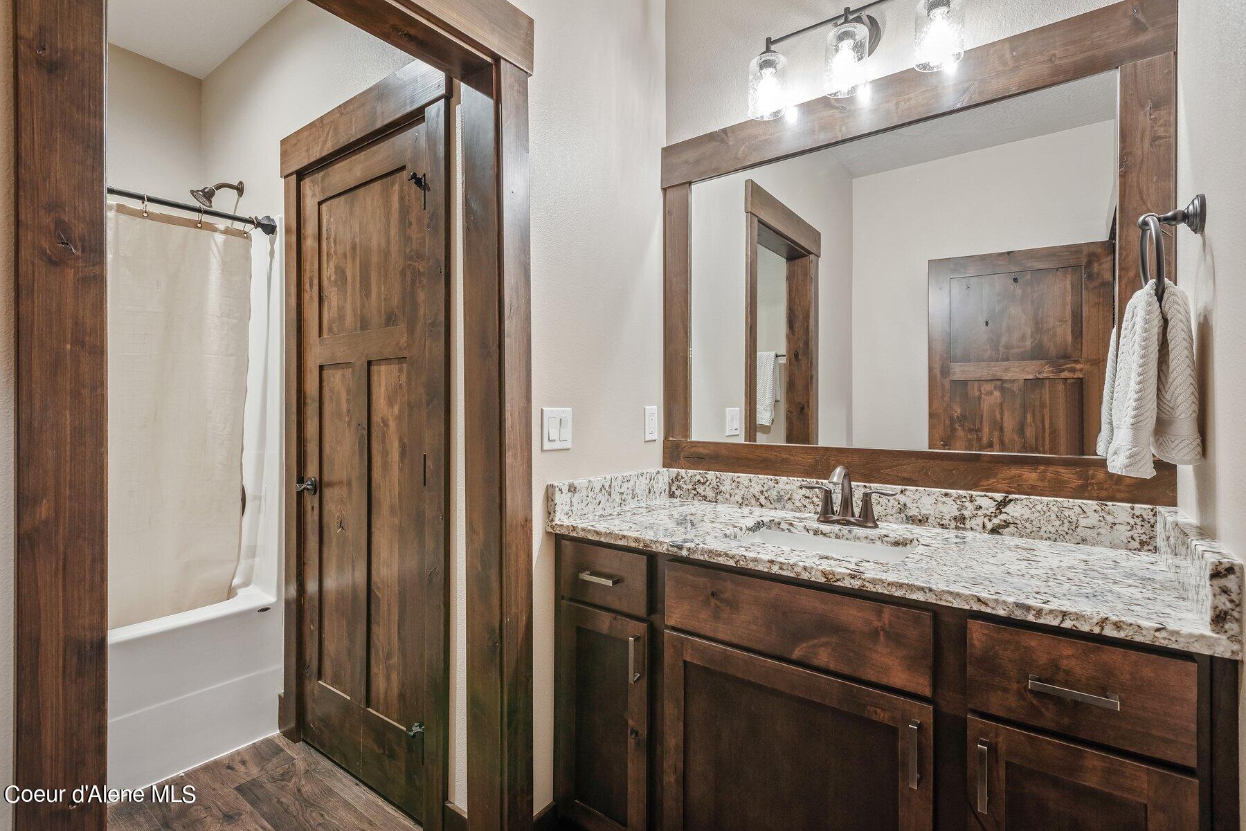 22489 N CASHMERE WAY