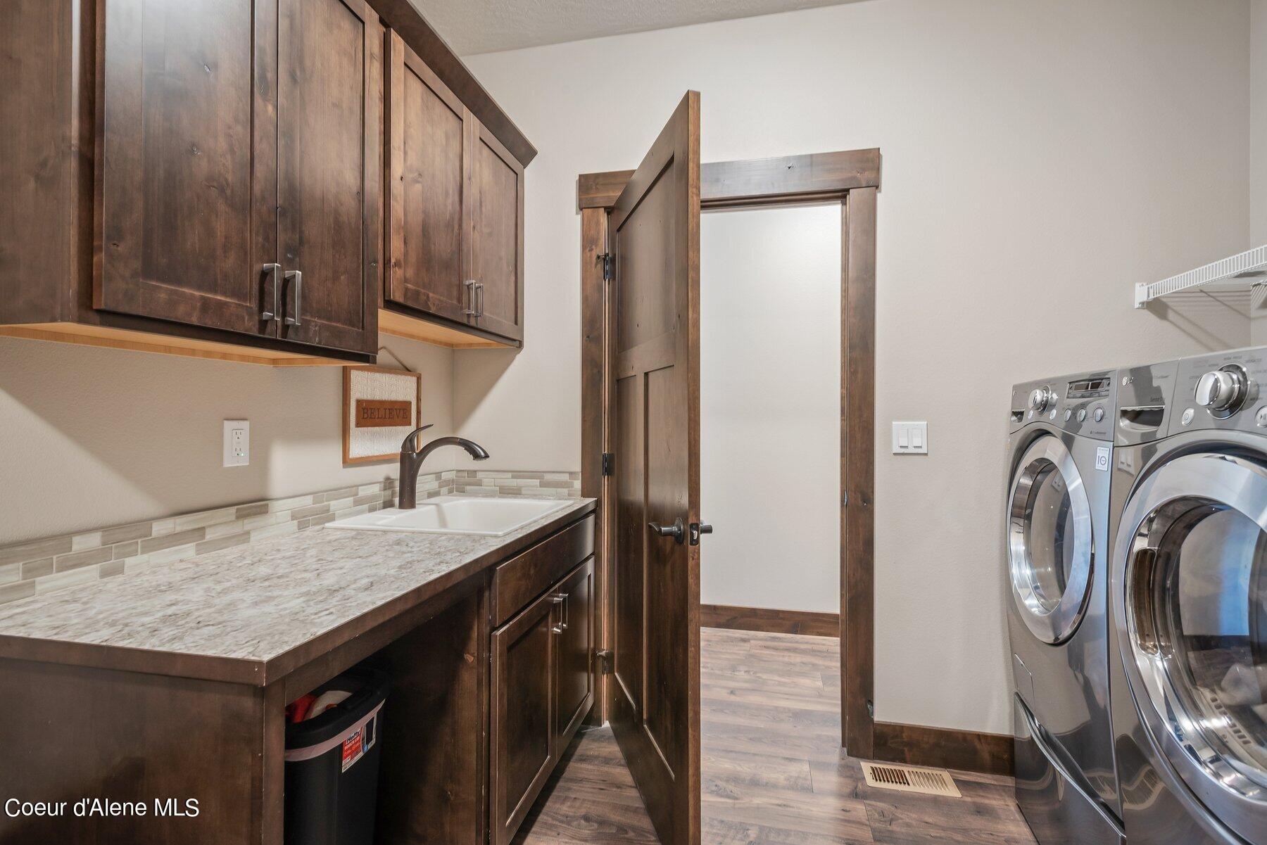 22489 N CASHMERE WAY