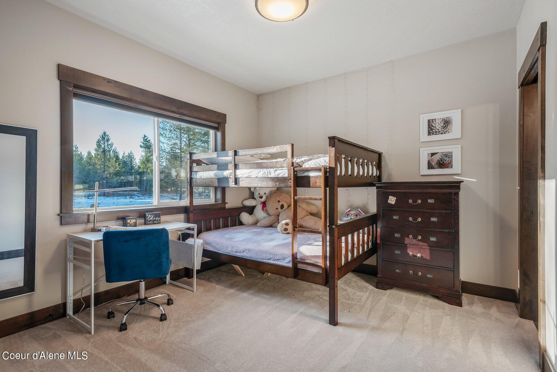 22489 N CASHMERE WAY