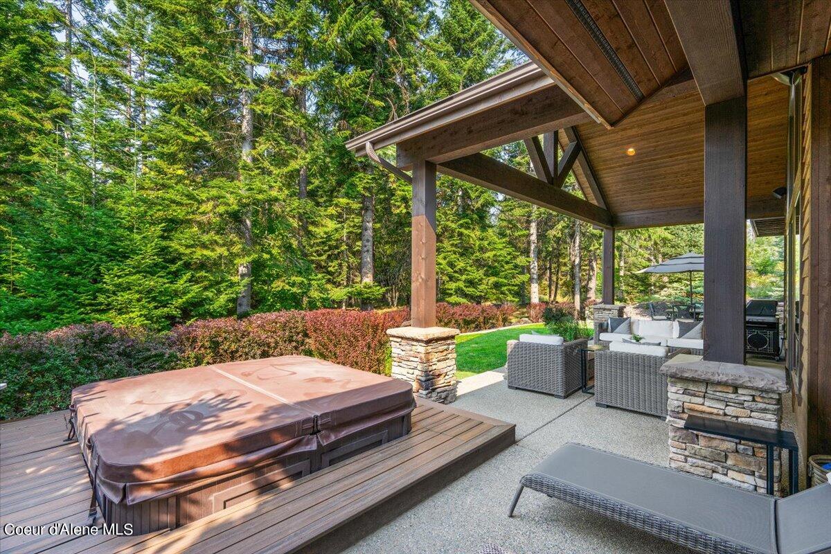 11105 N ARCTIC FALLS LOOP