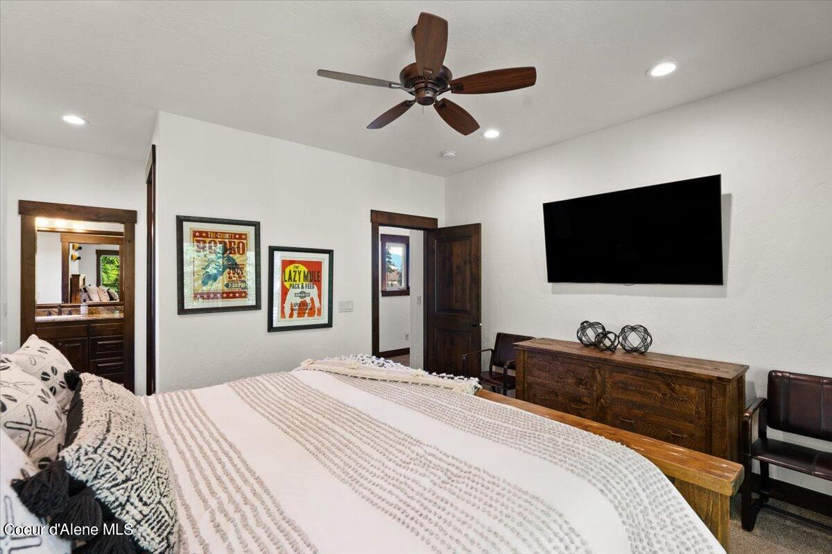 11105 N ARCTIC FALLS LOOP