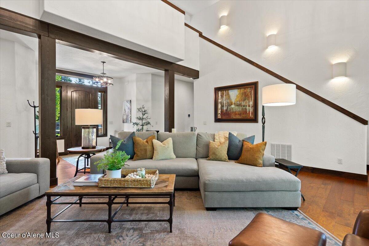 11105 N ARCTIC FALLS LOOP