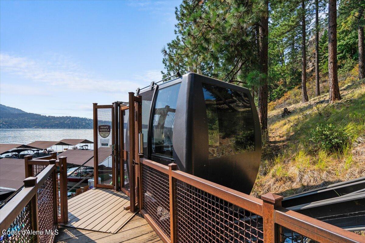 11105 N ARCTIC FALLS LOOP