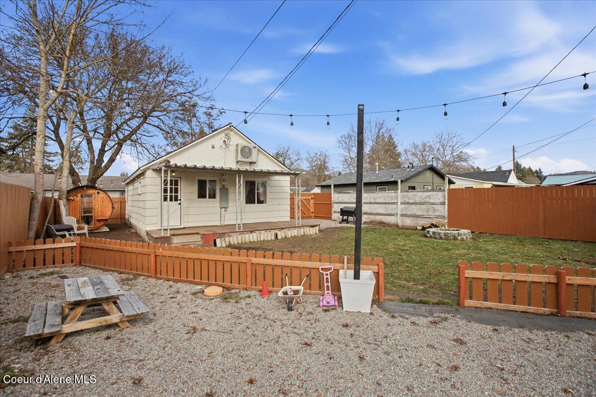 1204 E Foster AVE, Coeur d'Alene