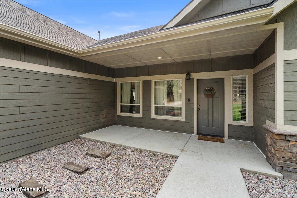 23210 N MASSIF RD