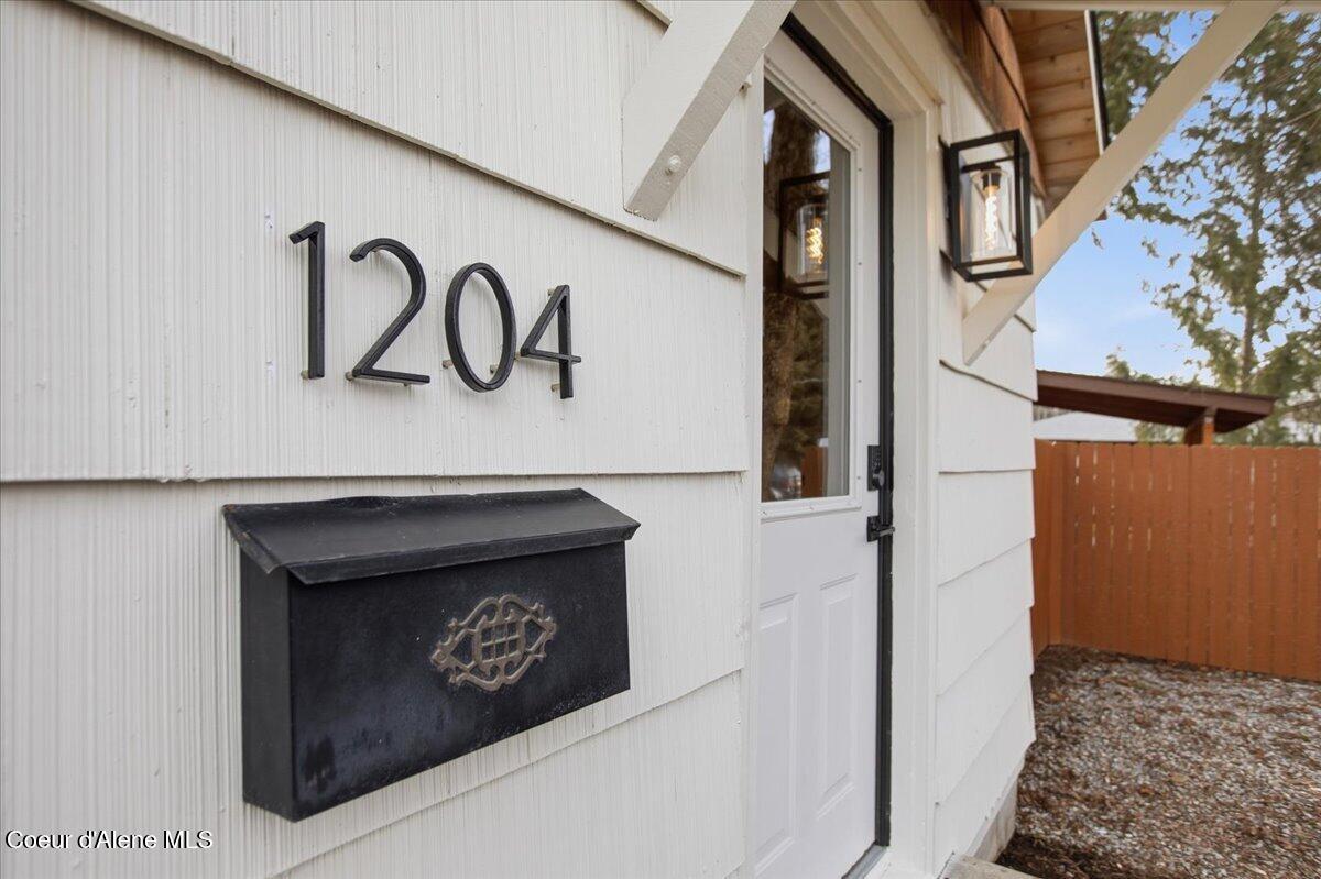 1204 E Foster AVE, Coeur d'Alene