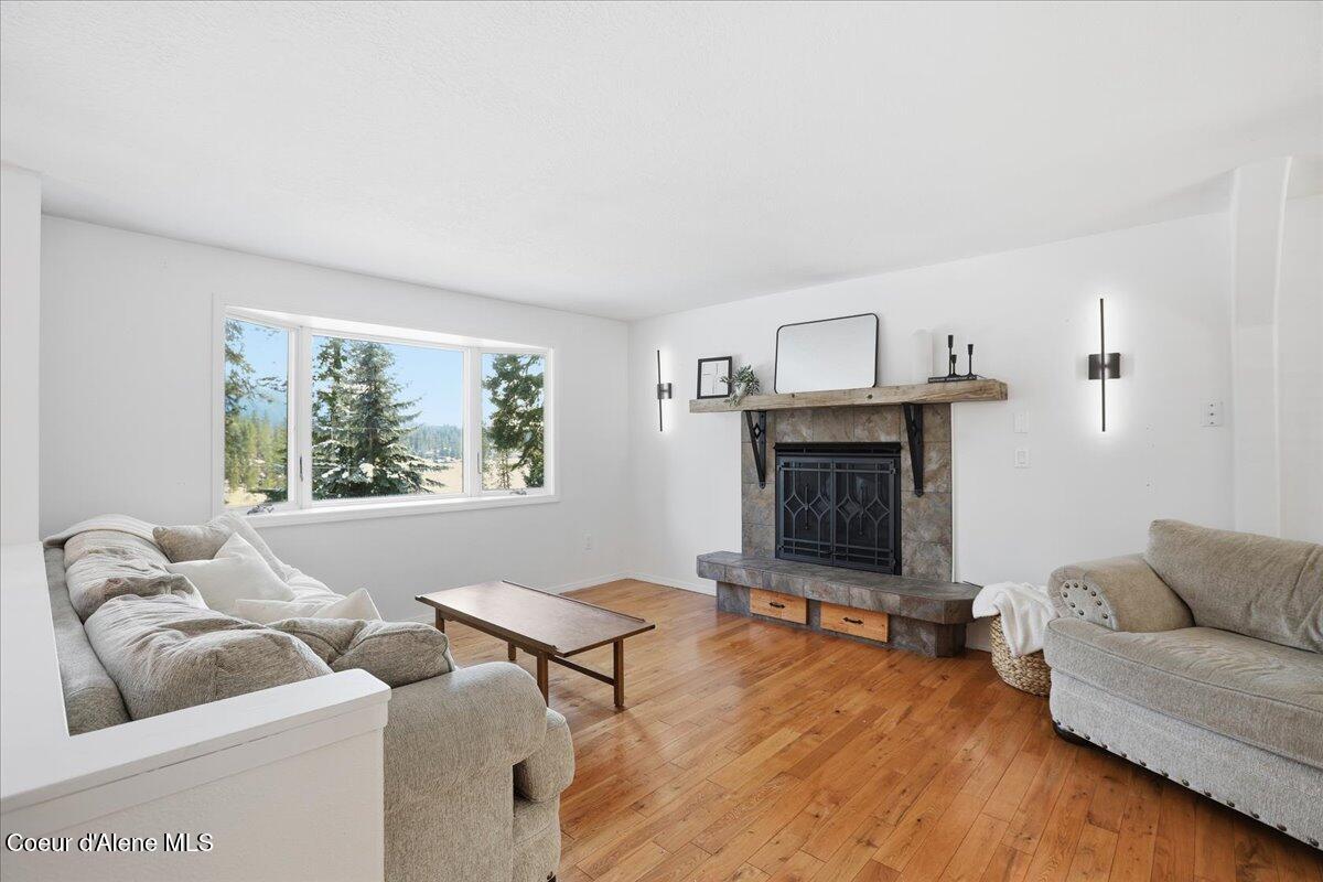 12331 N Avondale LOOP