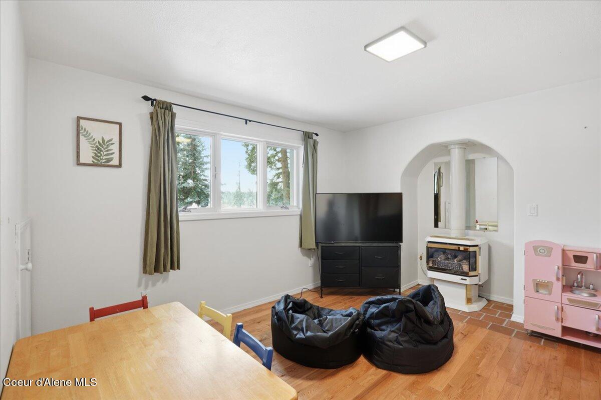 12331 N Avondale LOOP