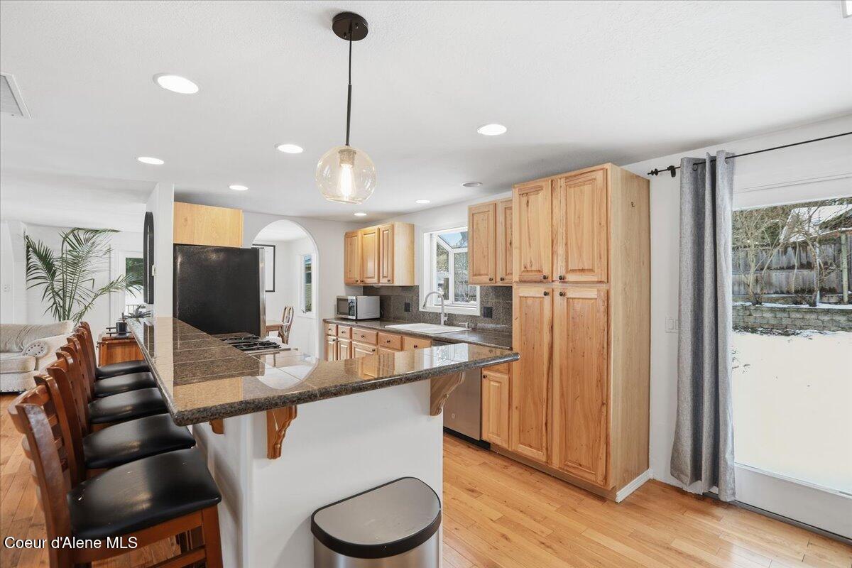 12331 N Avondale LOOP