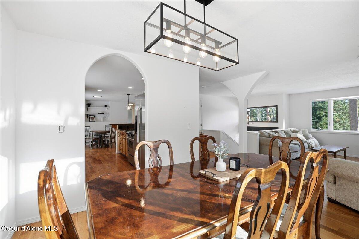 12331 N Avondale LOOP