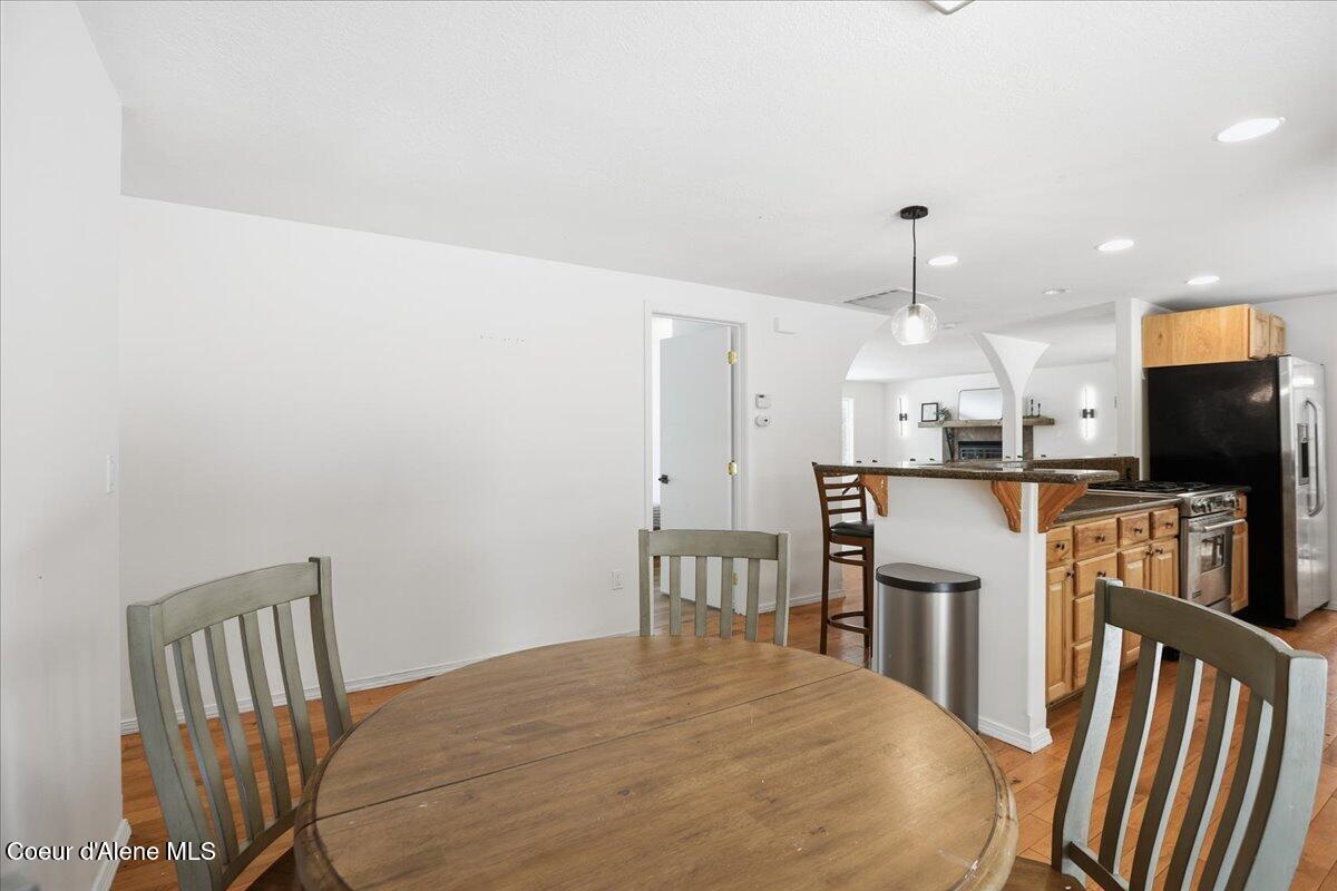 12331 N Avondale LOOP